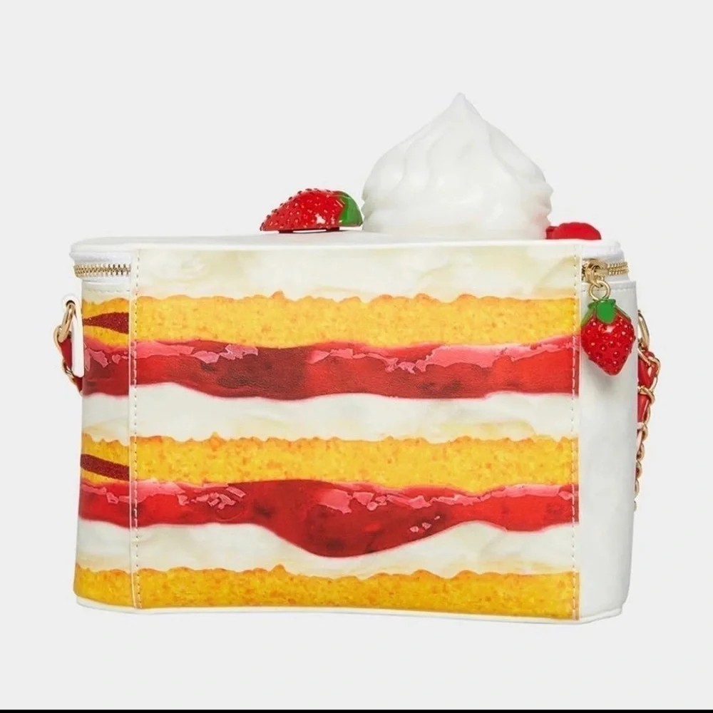 🍰 🍓 NWT Betsey Johnson Kitsch Shortcake Crossbody Bag. Limited Edt. BJ32…